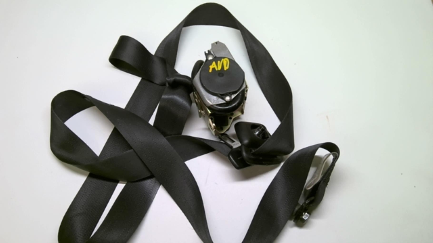 Ceinture avant droit