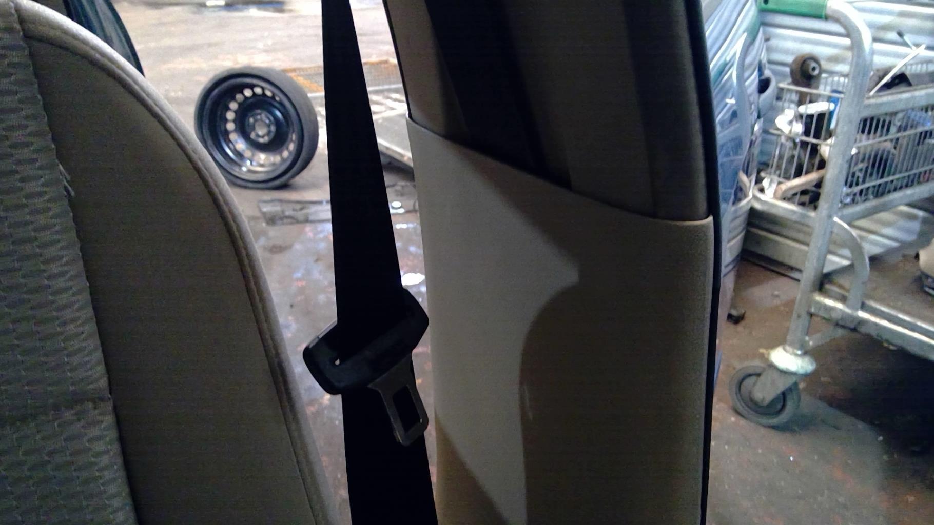 Ceinture avant gauche