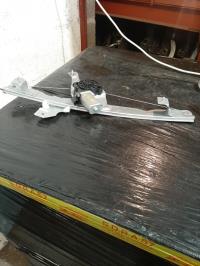 Leve vitre electrique avant droit