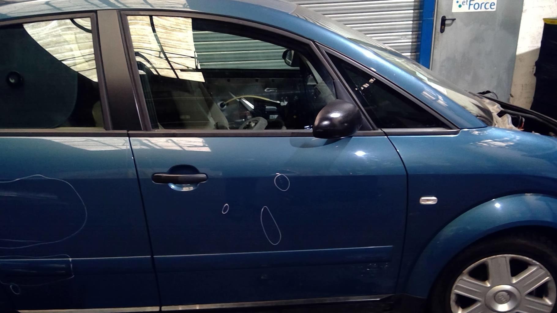 Porte avant droit