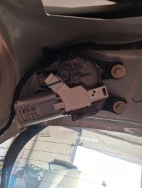 Moteur essuie glace arriere