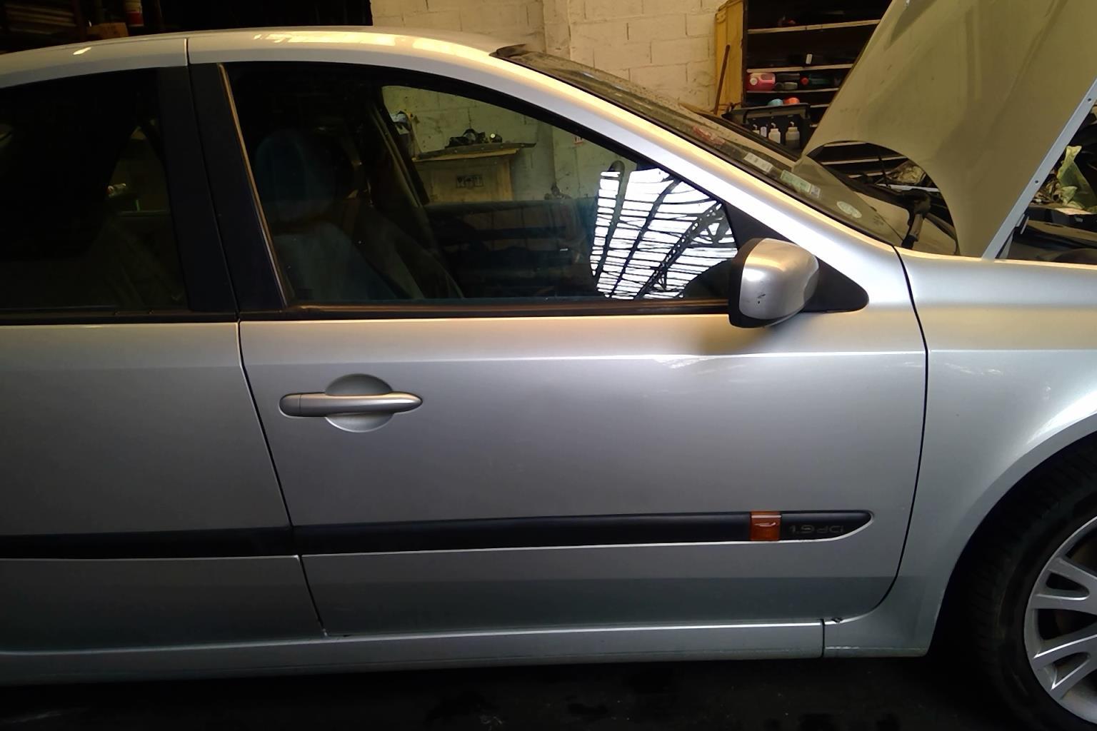 Porte avant droit