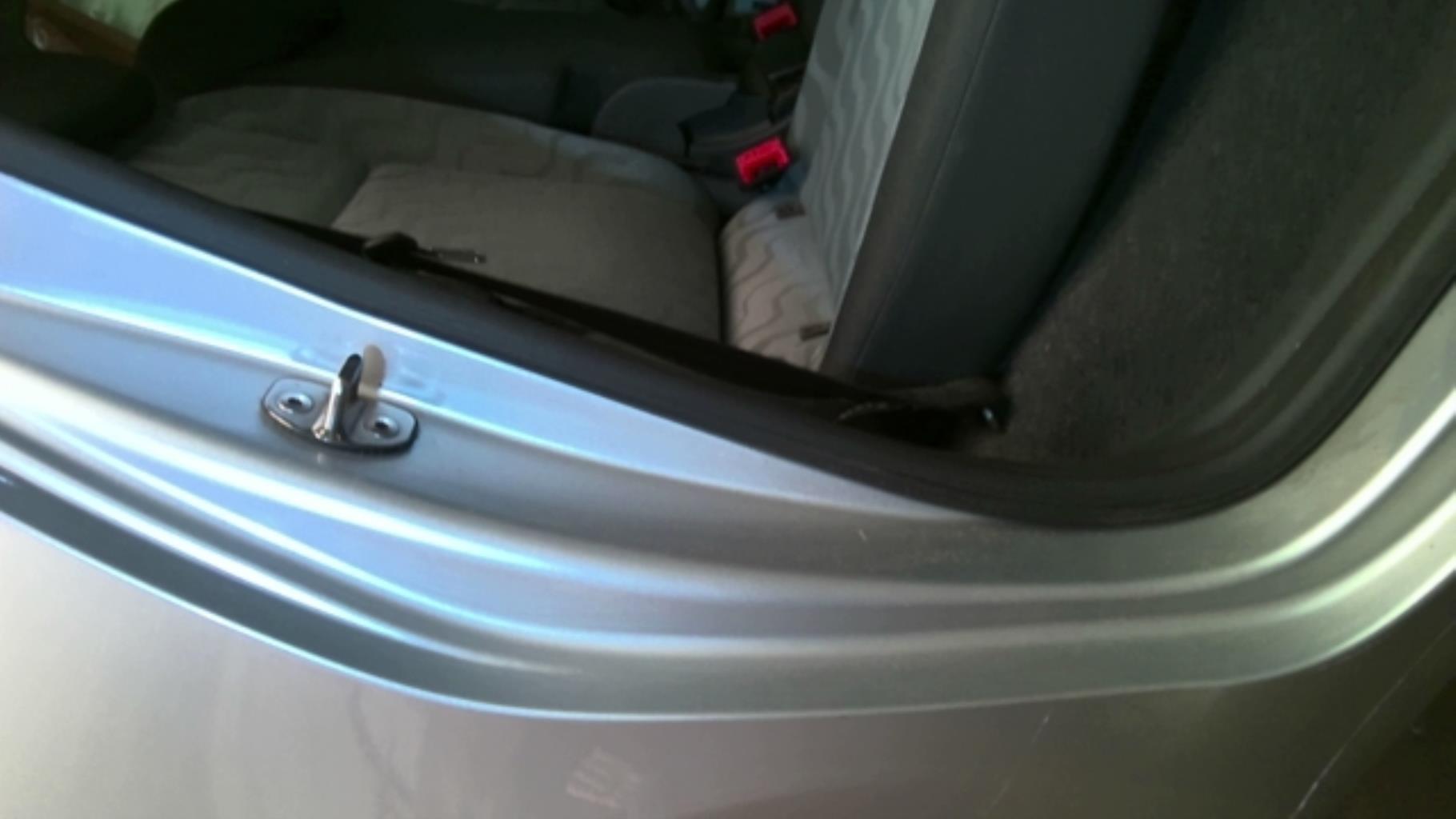 Joint de porte arriere droite