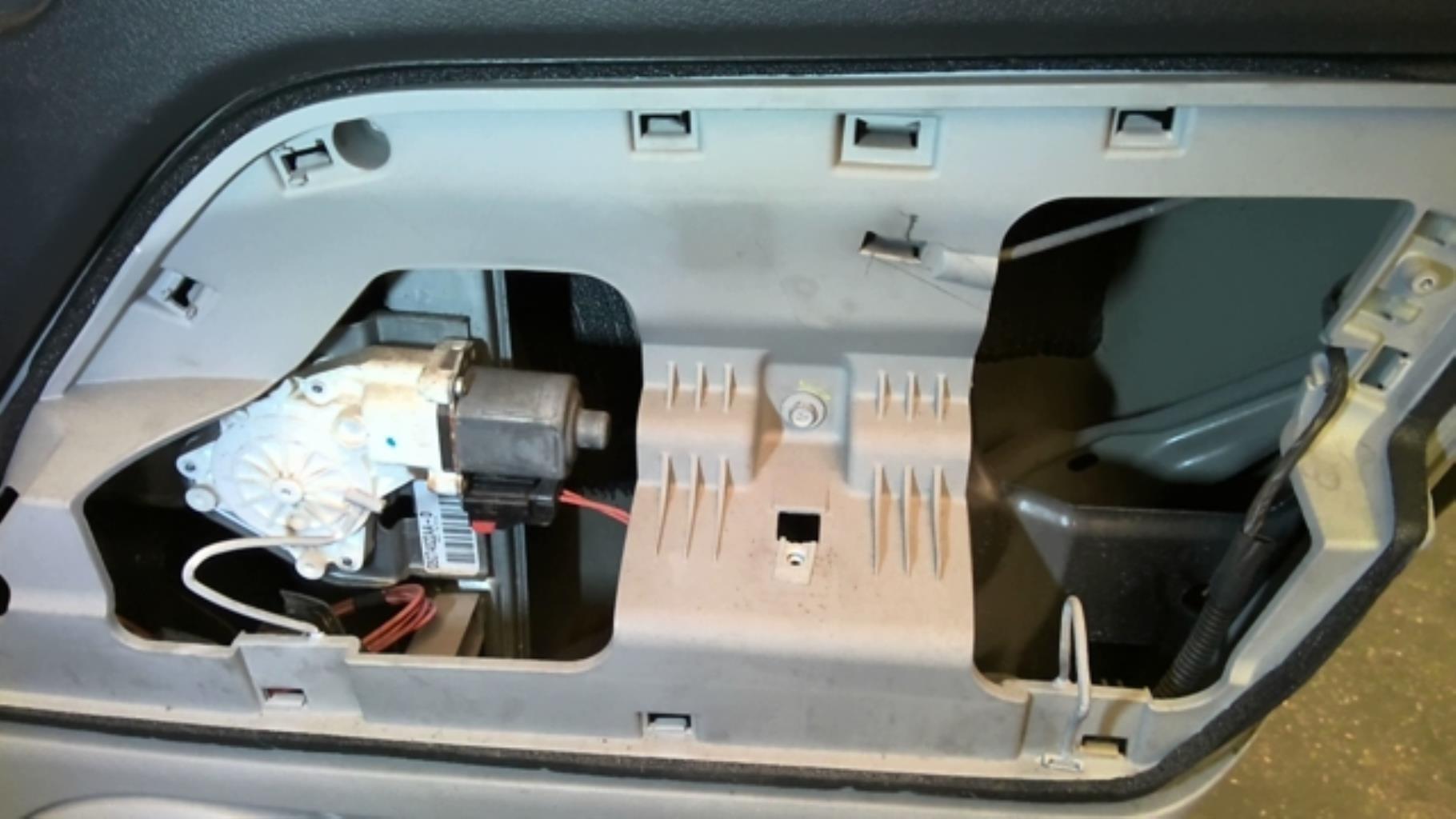 Leve vitre electrique arriere droit