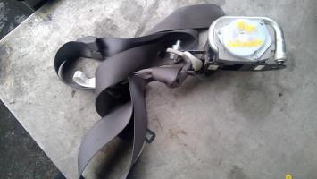 Ceinture avant gauche