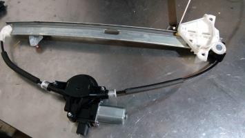 Leve vitre electrique avant droit