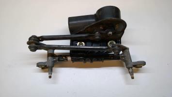 Moteur essuie glace avant