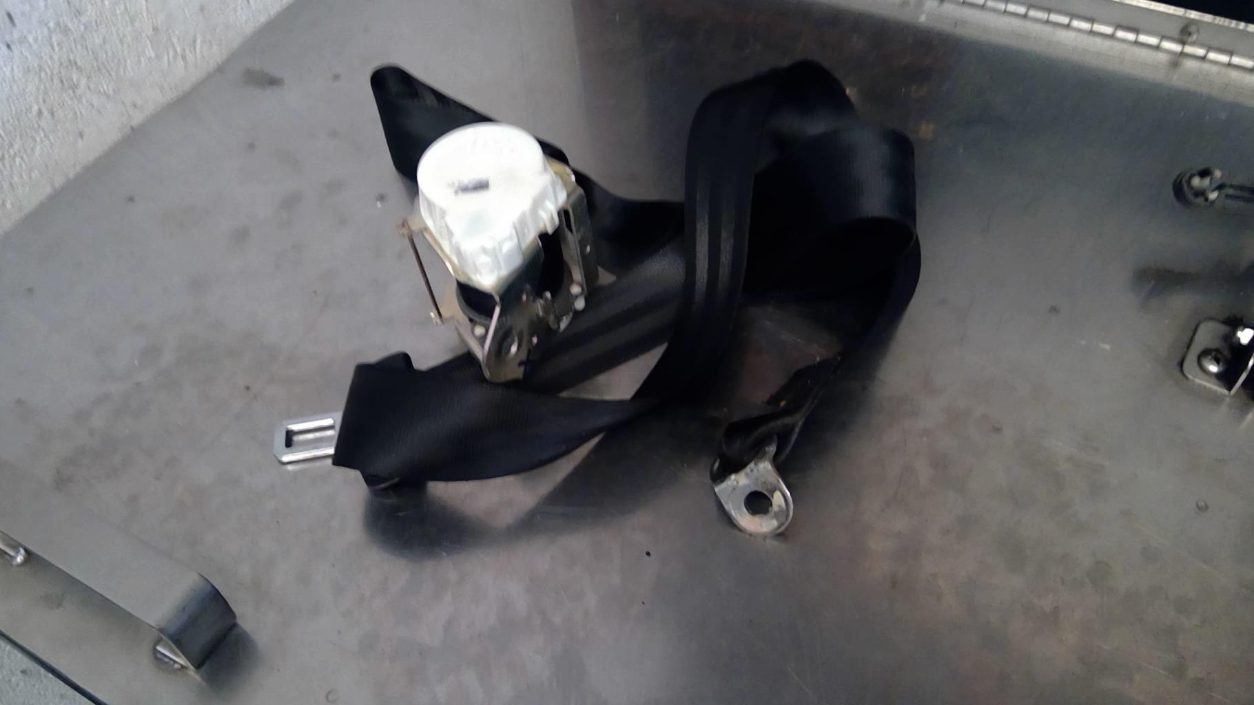 Ceinture arriere gauche