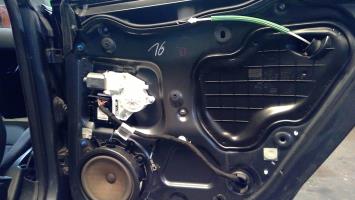 Leve vitre electrique arriere droit