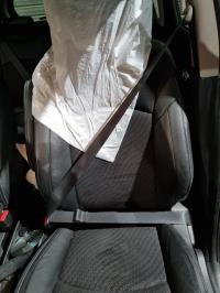 Ceinture avant gauche