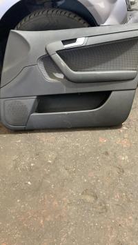 Panneau de porte avant droit