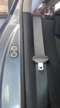 Ceinture arriere droit