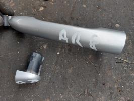 Poignee porte avant gauche