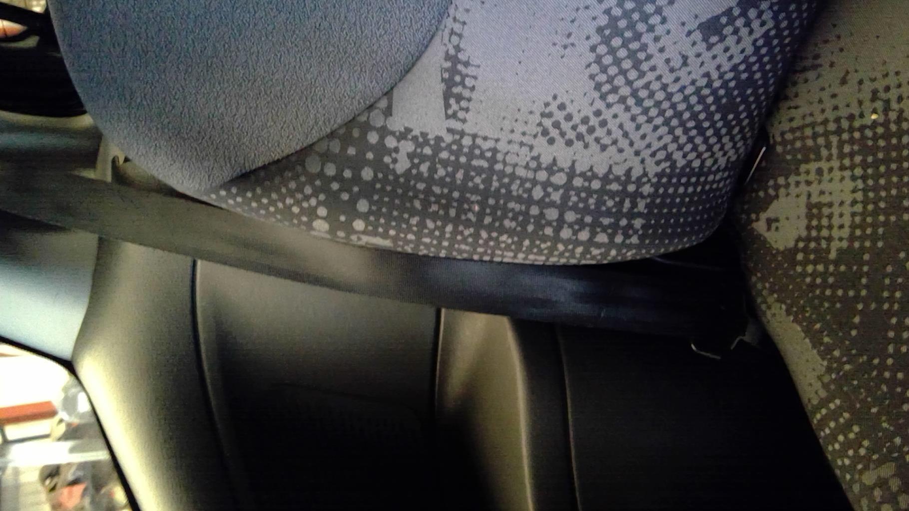 Ceinture arriere droit