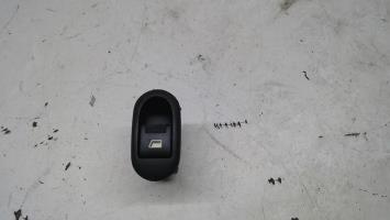Interrupteur de leve vitre avant droit