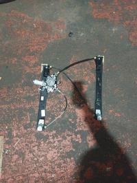 Mecanisme de leve vitre electrique avant gauche
