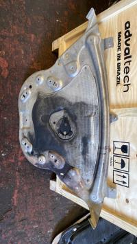 Cache sous moteur