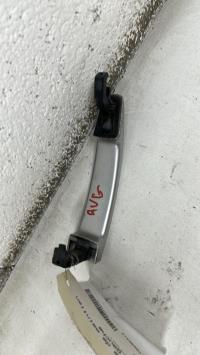 Poignee de maintien avant gauche