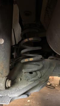 Ressort de suspension arriere droit