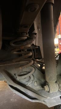 Ressort de suspension arriere gauche
