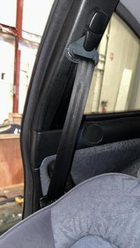 Ceinture avant droit