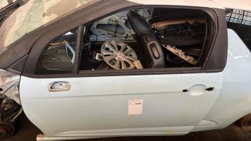 Porte avant gauche