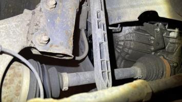 Cardan gauche (transmission)