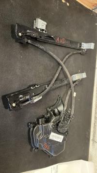 Mecanisme de leve vitre electrique avant droit