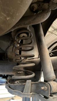 Ressort de suspension arriere droit