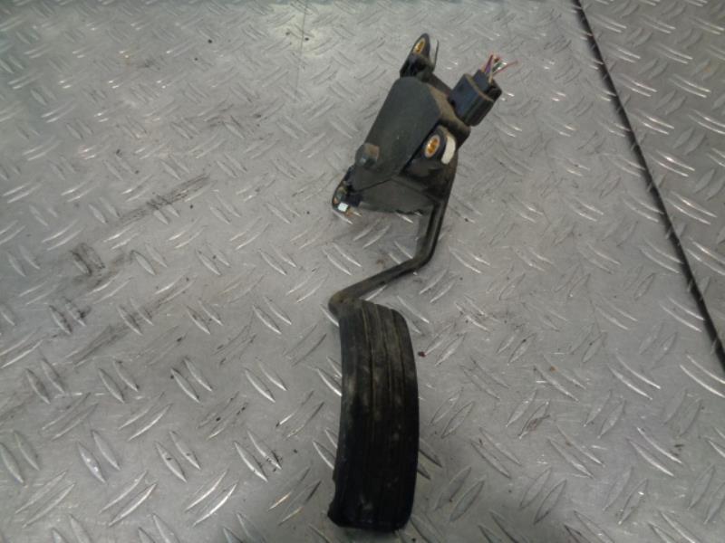 Potentiomètre Pédale D'accélérateur D'origine RENAULT SCENIC II 2003-2008 - Réf. 8200159647 - Neuf