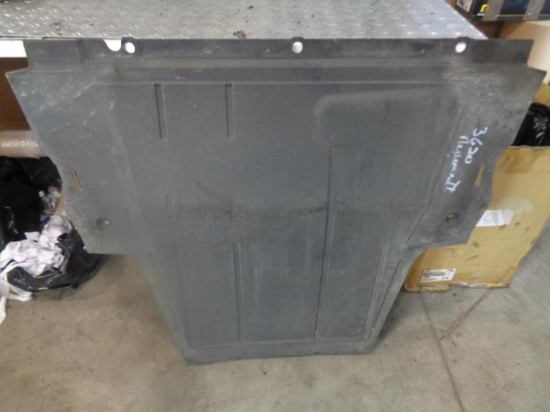 Cache sous moteur