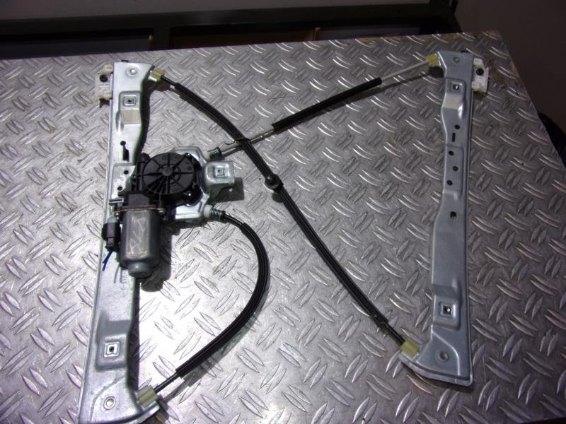 Leve vitre electrique avant droit