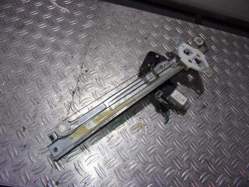 Leve vitre electrique avant droit