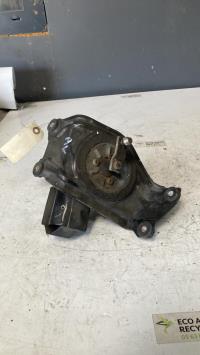 Moteur essuie glace avant