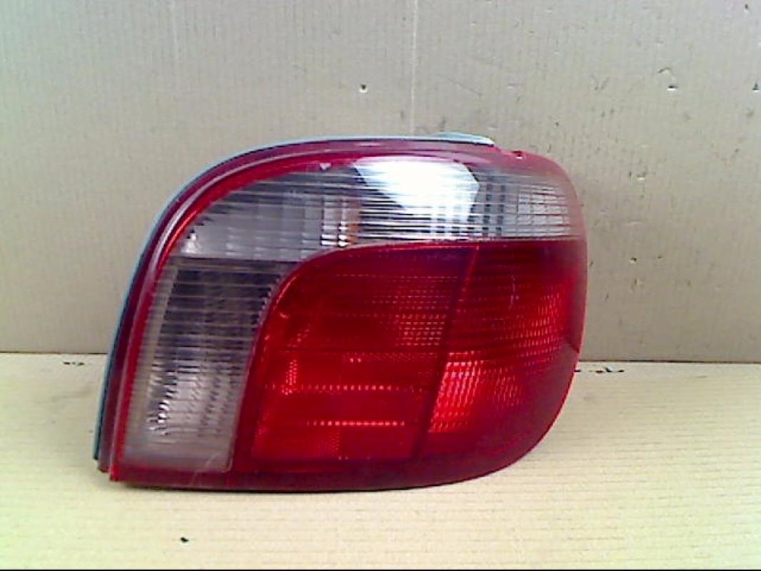 Fanale posteriore principale destro (luci)