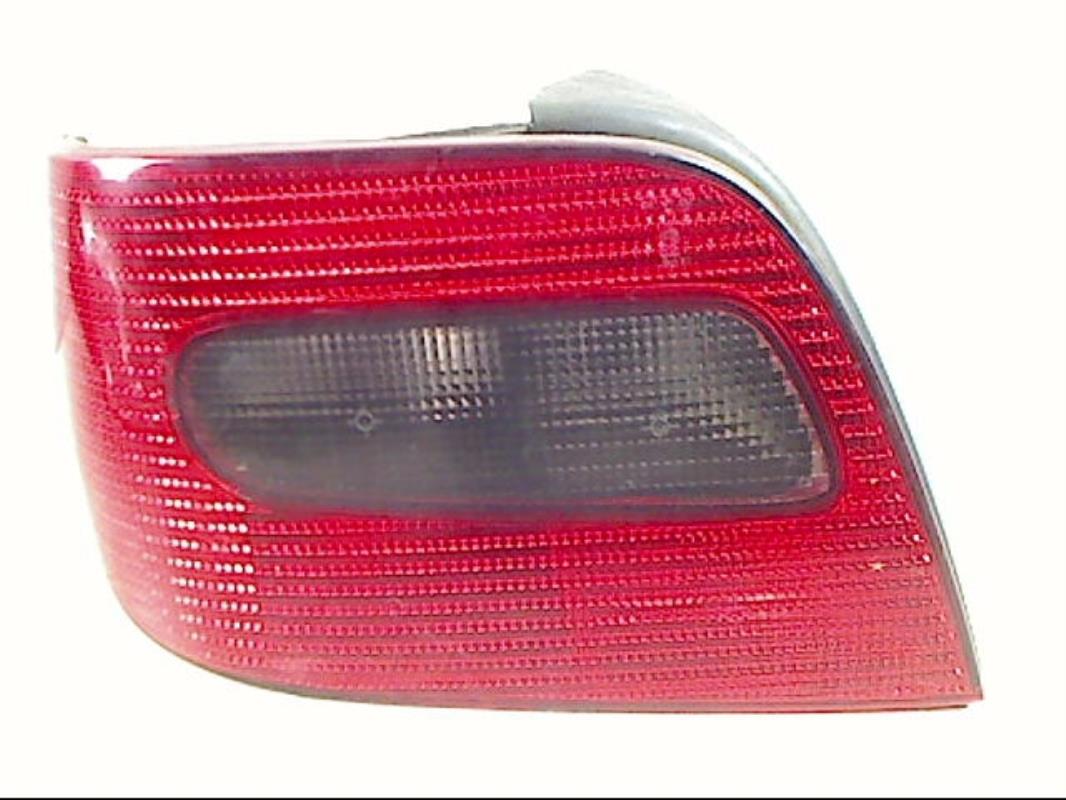 Fanale posteriore principale sinistro (luci)