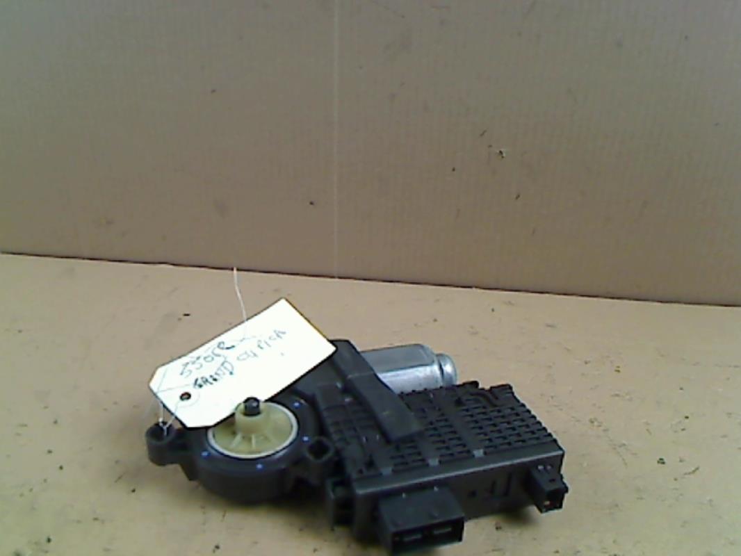 Moteur leve vitre avant gauche