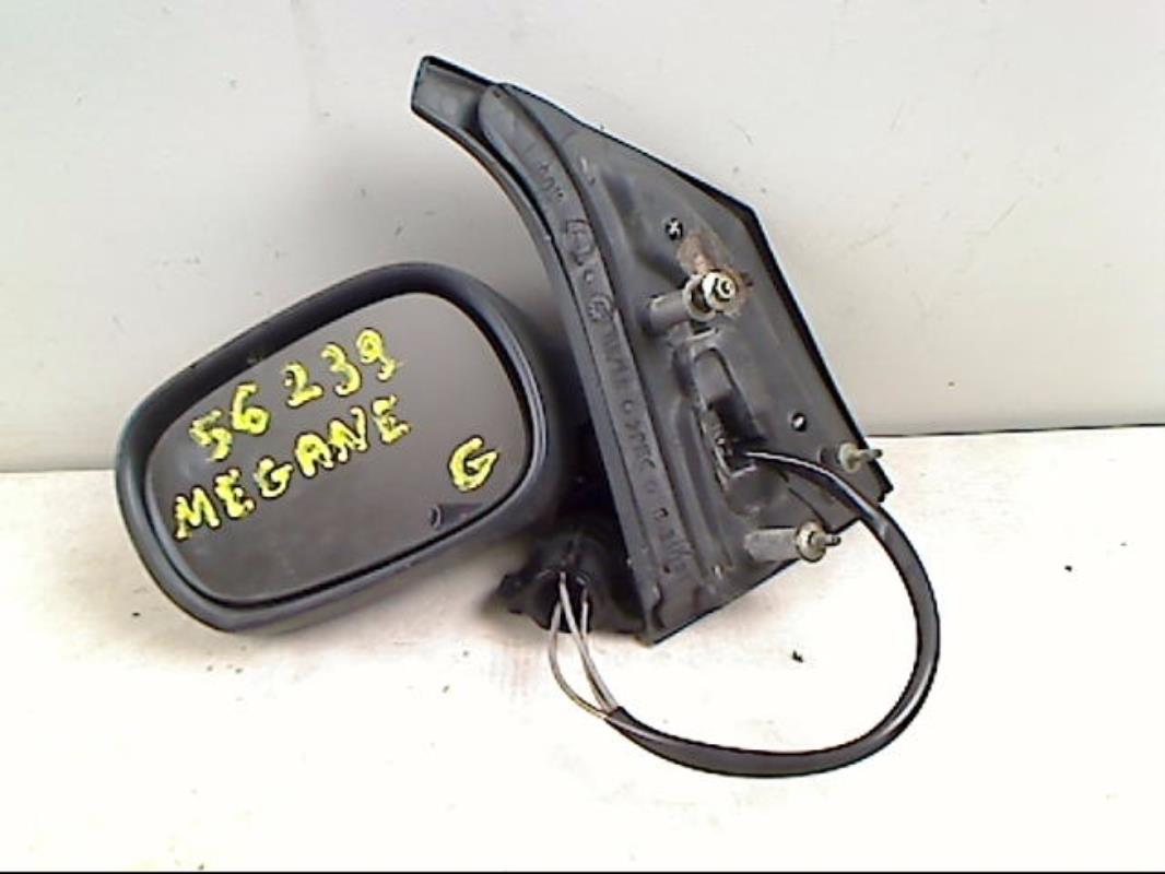 Retrovisor izquierdo