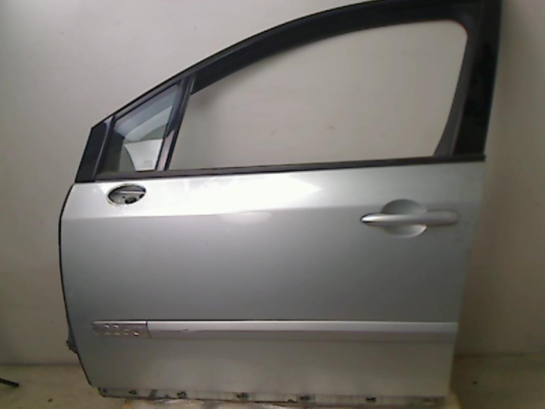 Porte avant gauche