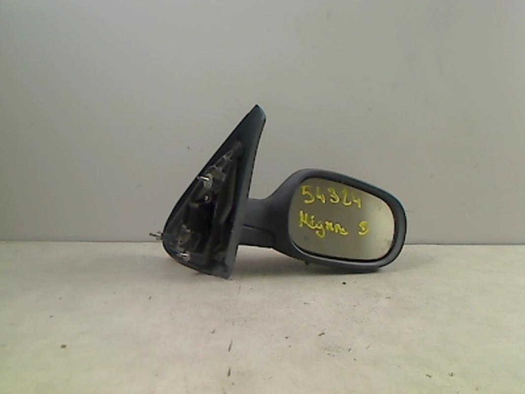 Retrovisor derecho