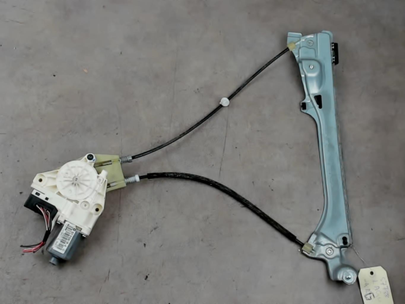 Leve vitre electrique arriere gauche
