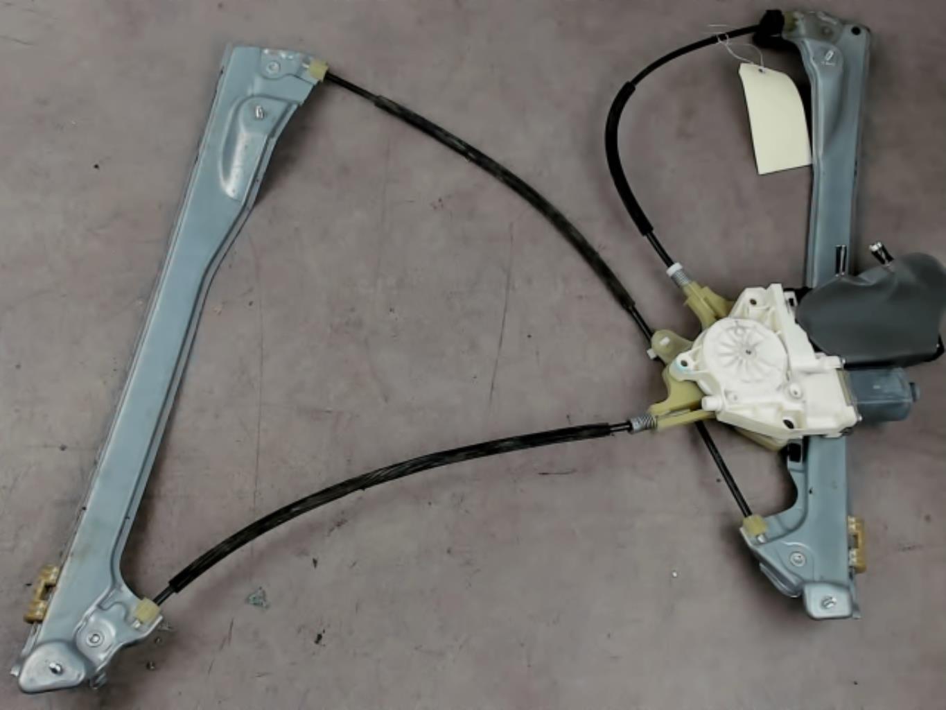 Leve vitre electrique avant droit