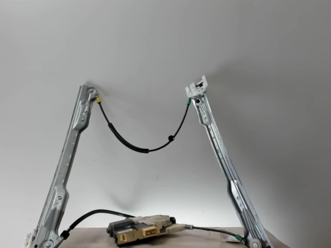 Leve vitre electrique avant droit