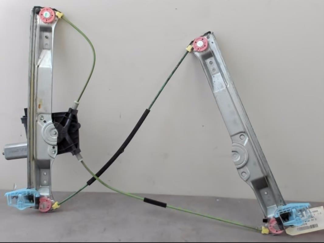 Leve vitre electrique avant droit