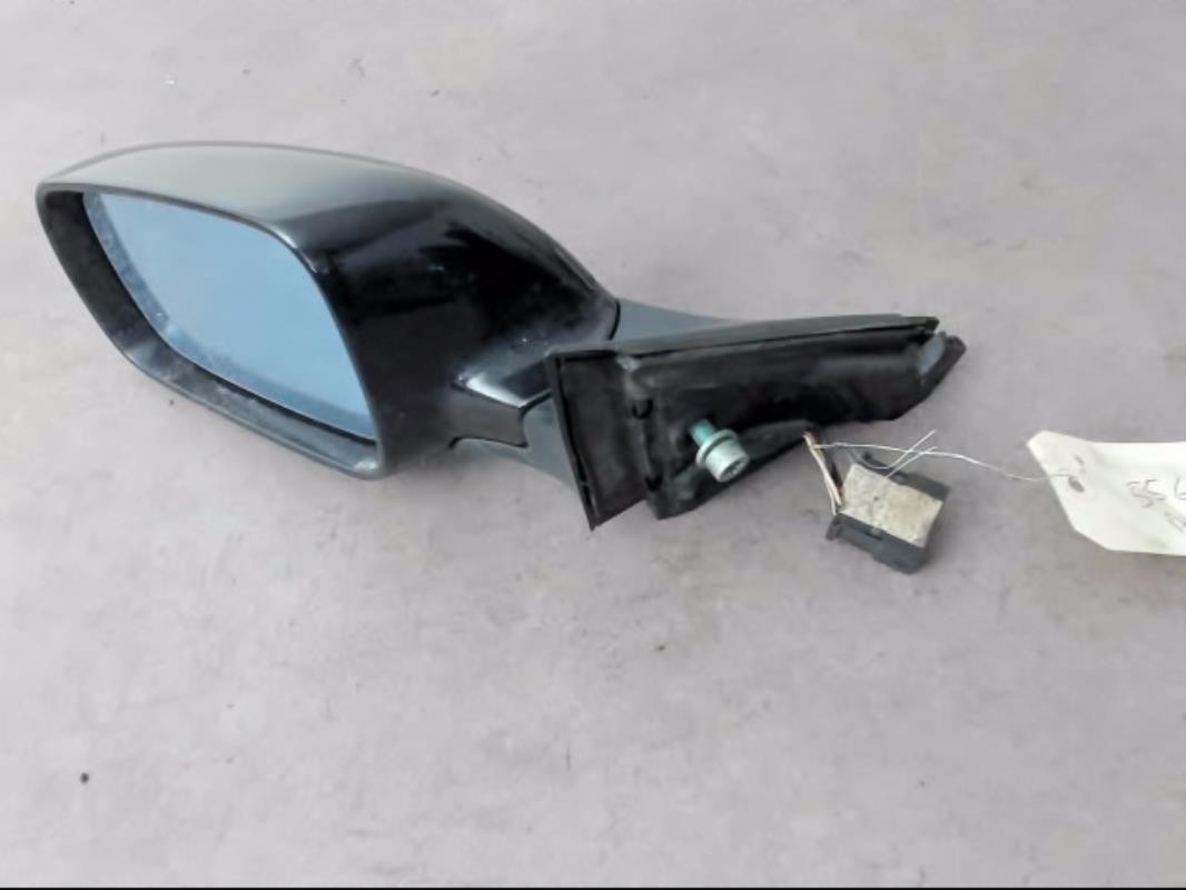 Retrovisor izquierdo