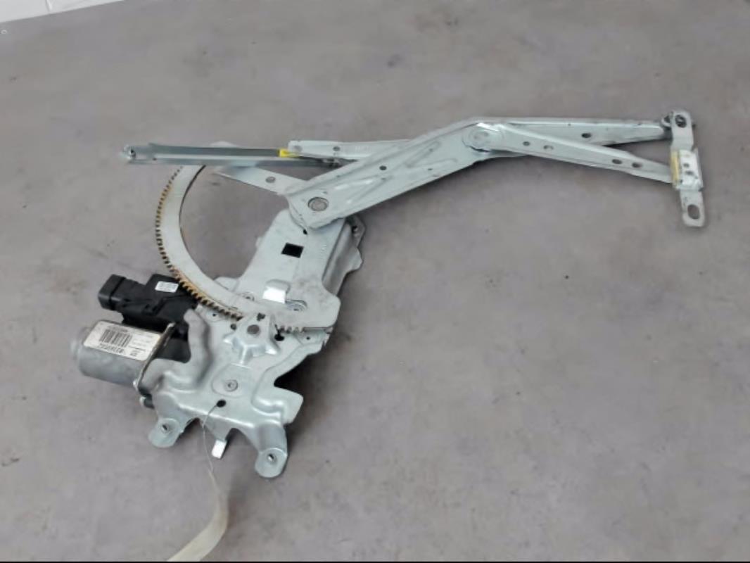Leve vitre electrique avant droit