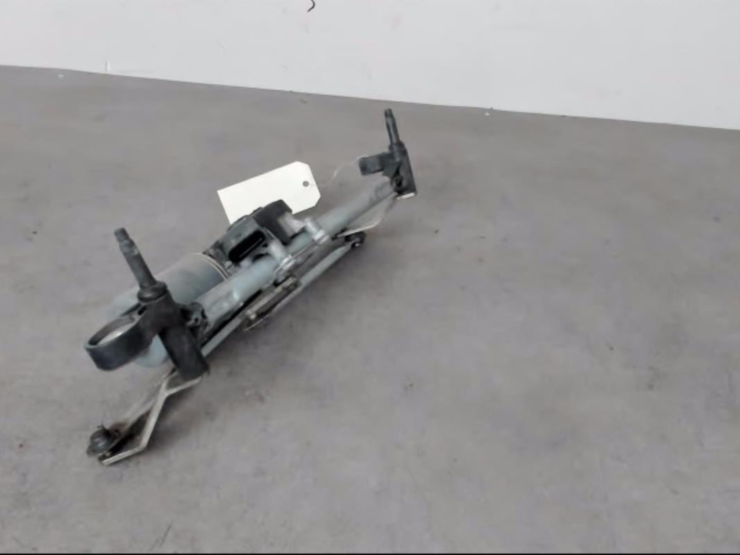 Moteur essuie glace avant