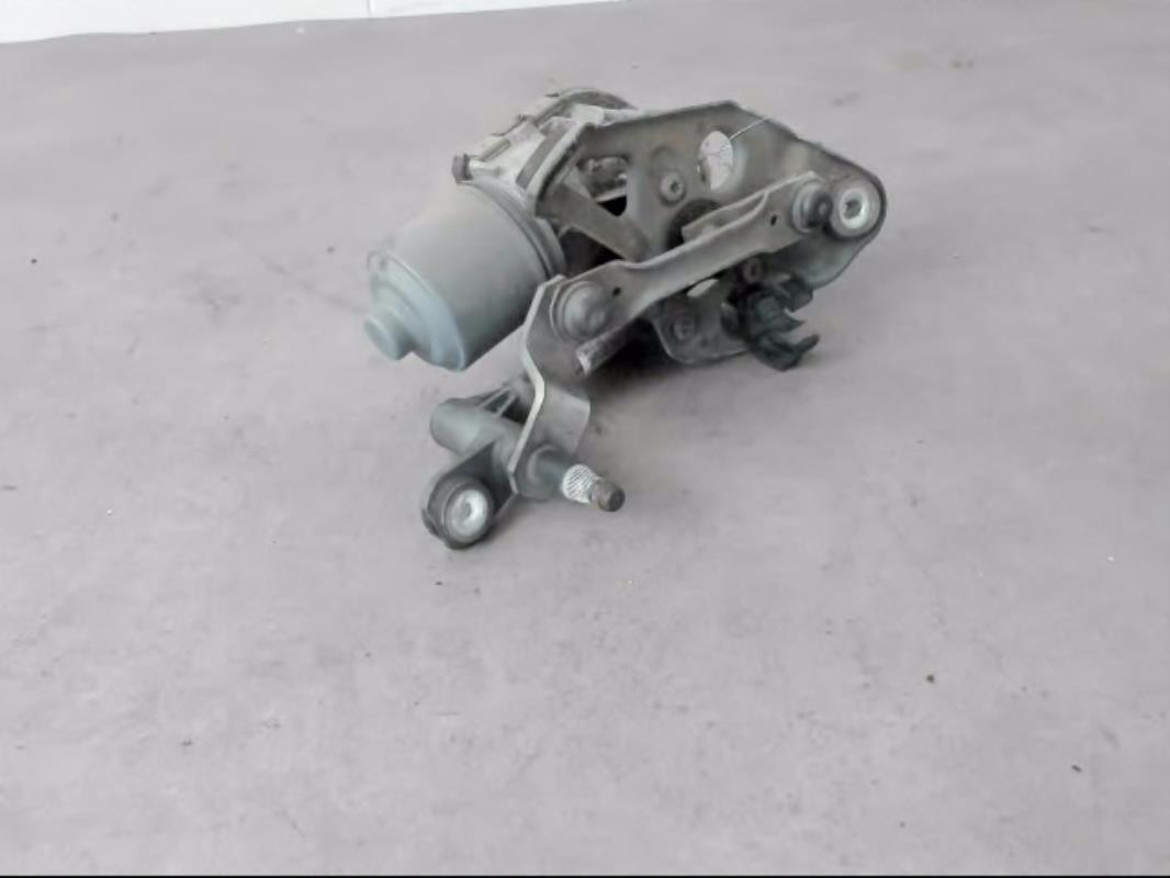 Moteur essuie glace avant droit