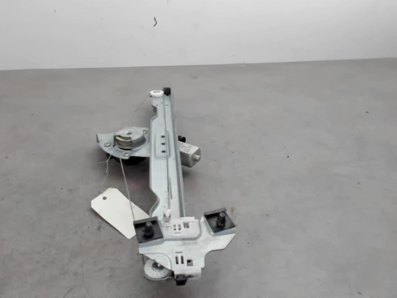Leve vitre electrique avant droit