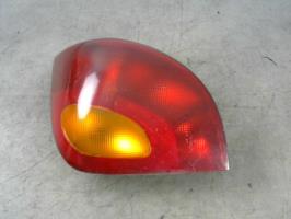 Fanale posteriore principale sinistro (luci)
